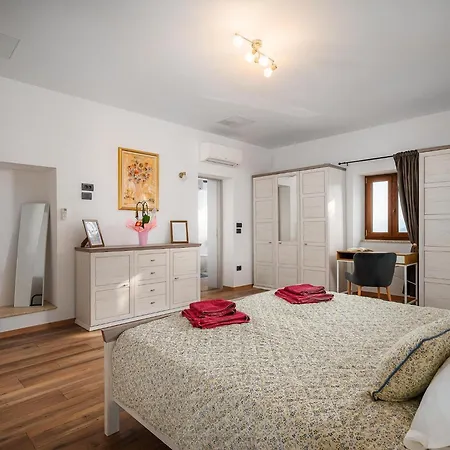 Casa Piccola Leona *